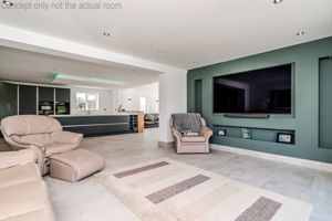 Photo 26- click for photo gallery